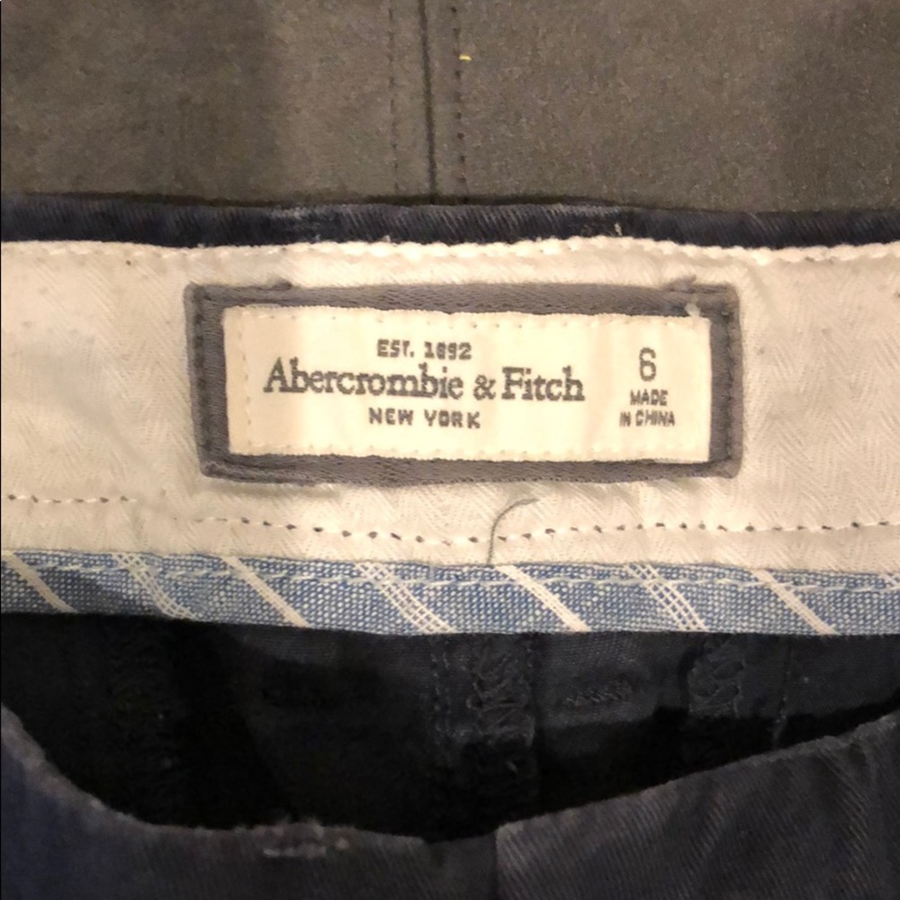 A&F Shorts - Picture 2 of 3